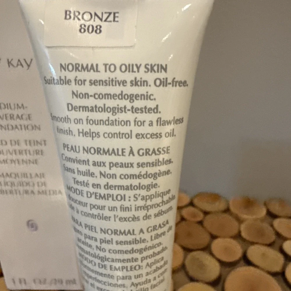 Mary Kay Medium Coverage‎ Liquid Foundation Bronze 808 364300 Pink Cap NIB